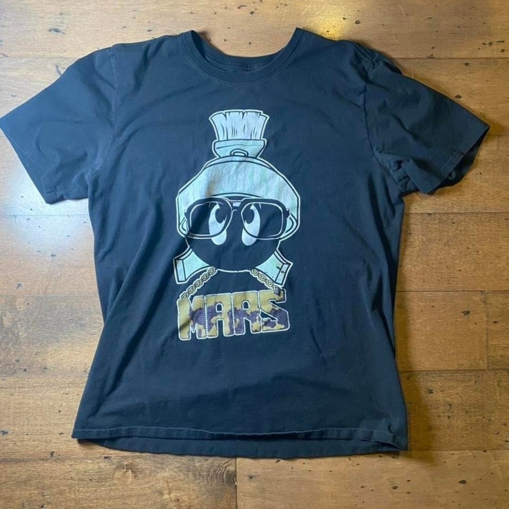 Jordan Marvin the Martian tee Size L